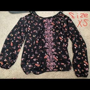 Women’s cold shoulder